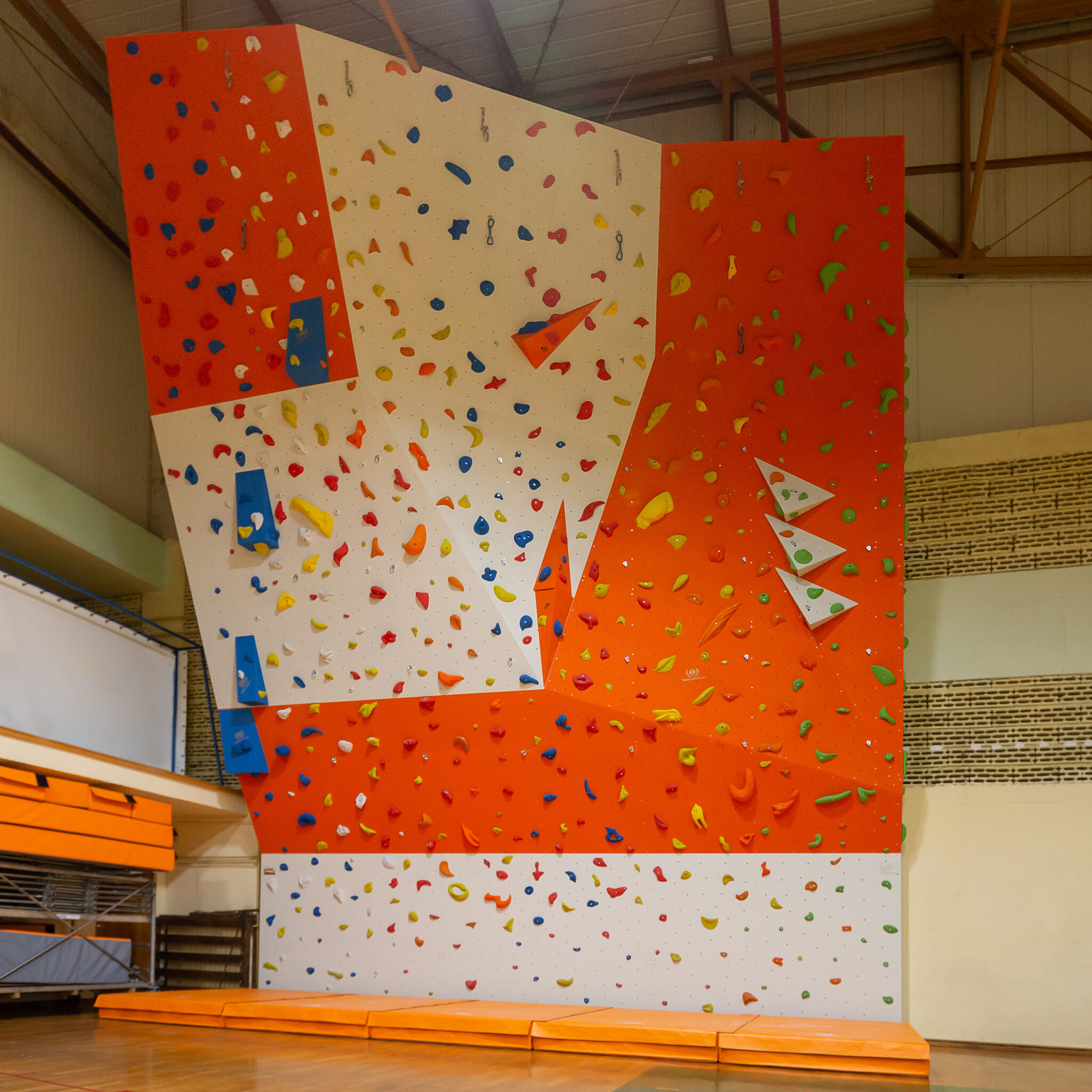 Visoka plezalna stena - Radeče